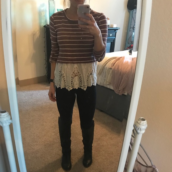Cute comfy sweater! - Picture 2 of 3